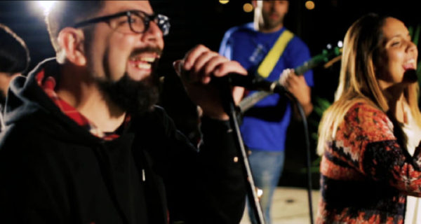 Sinetiketa - Estás en Control - ZonaVertical