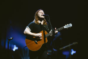 Leeland en Vivo - Invisible - ZonaVertical