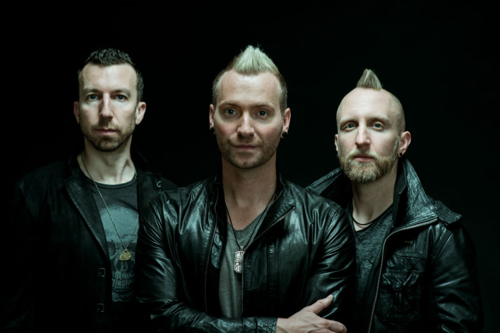 Thousand Foot Krutch Push Dinamita - Zona Vertical